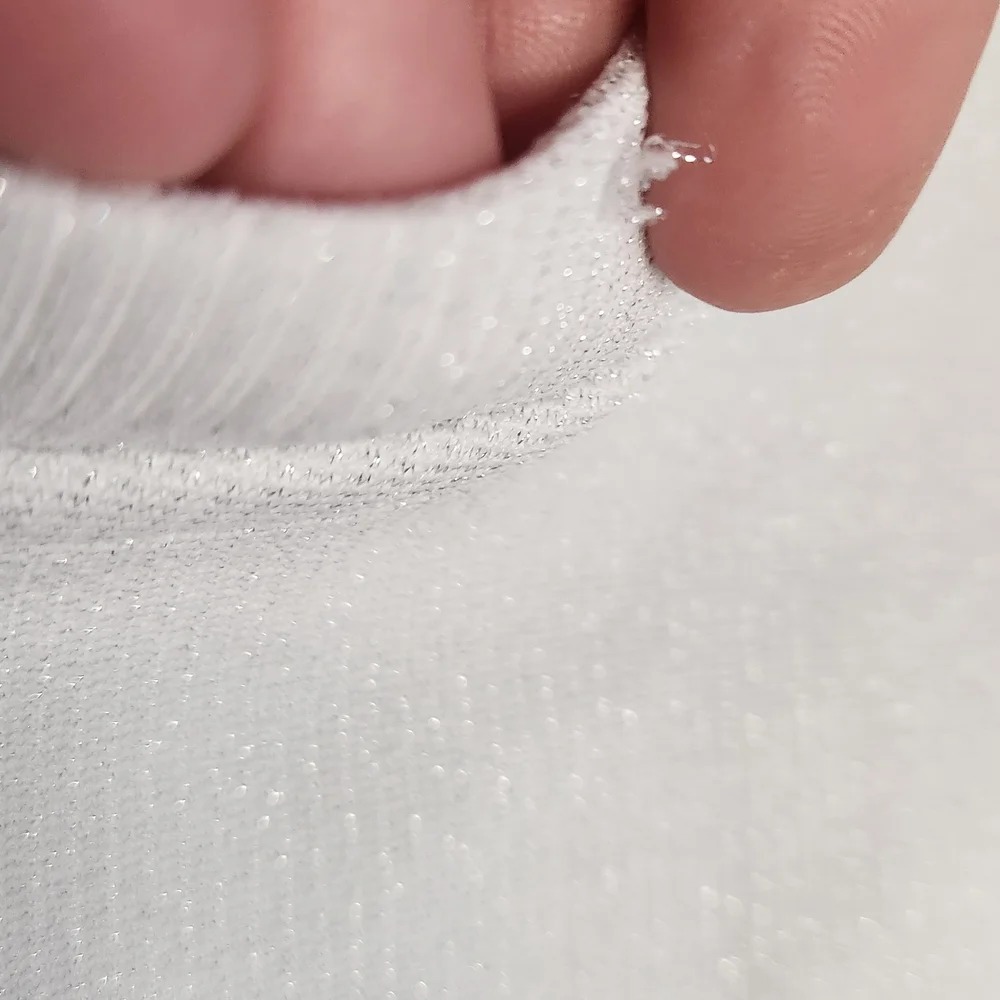 Badgley Mischka White Top with Subtle Metallic Trim - Picture 7 of 9